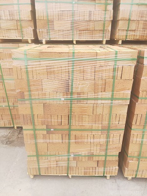 轉(zhuǎn)化爐各部位怎么選用耐火材料？